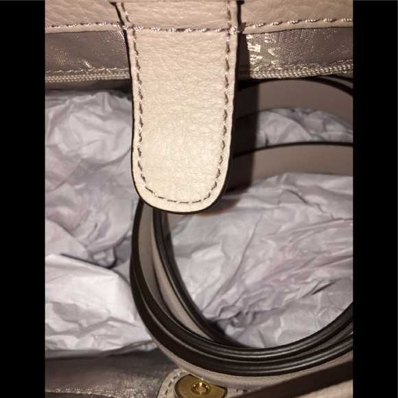 ⭐️⭐️⭐️⭐️4X ⭐️⭐️⭐️⭐️ NWT 💯% Authentic Kate Spade Small Rorie Tote - Picture 10 of 15